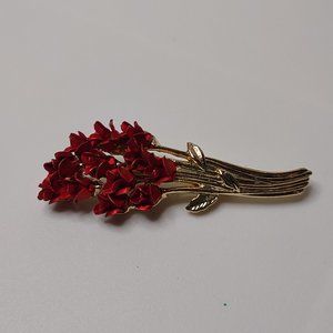 Pretty Red Flower Bouquet Brooch